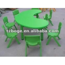 molde de mesa e cadeira de plástico